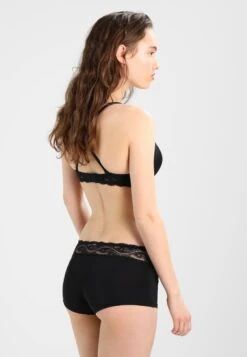 Triumph LOVELY MICRO SHORT - Panties - Black -Triumph Verkäufe 2025 20f36b52e6444e4fb4e1fd0a20a0f8de