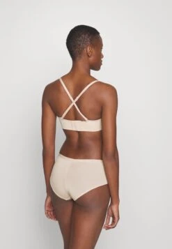 Triumph FLEX SMART - Trägerloser/variabler BH - Soft Praline -Triumph Verkäufe 2025 55882fd587c641daae4459cbb88c5a41