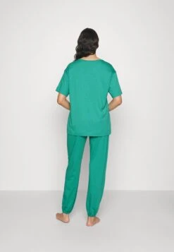 Triumph Pyjama - Topaz -Triumph Verkäufe 2025 5a289ac982424c66b7834ded7d755bbb