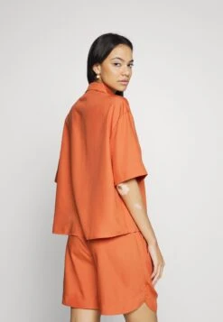 Triumph BOYFRIEND MYWEAR BOXY SHIRT - Nachtwäsche Shirt - Sugar Almond -Triumph Verkäufe 2025 6649da3c164045dd93adfd480cadbeac