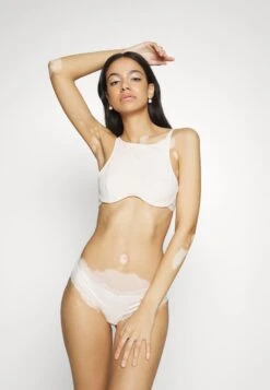 Triumph NATURAL SPOTLIGHT - Bügel BH - Fresh Powder -Triumph Verkäufe 2025 7f88ba0ec9f24bf5b3e2e364f2018963