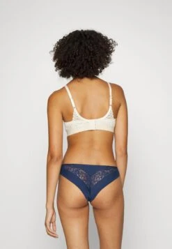 Triumph VIVID SPOTLIGHT BRAZILIAN - Slip - Deep Water 10 Triumph VIVID SPOTLIGHT BRAZILIAN - Slip - Deep Water -Triumph Verkäufe 2025 9375fa626ae24a139ad174ddc36cccb9