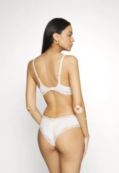 Triumph NATURAL SPOTLIGHT - Bügel BH - Fresh Powder -Triumph Verkäufe 2025 9ba2f35aa1914dc389ad4e16faa97a0e