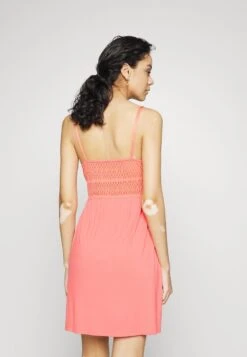 Triumph AURA SPOTLIGHT - Nachthemd - Sugar Coral -Triumph Verkäufe 2025 b2b7f07f2c3c46928e6d63e1cbb19bfd