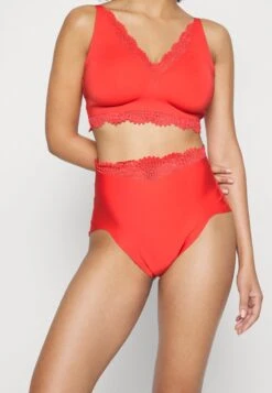 Triumph HIGHWAIST PANTY - Panties - Flame