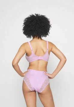 Triumph LADYFORM - Slip - Sweet Crocus -Triumph Verkäufe 2025 b98be050b63c4292af72f4cbbf59acd1