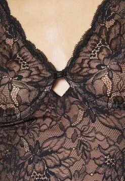 Triumph AMOURETTE CHARM - Body - Black 12 Triumph AMOURETTE CHARM - Body - Black -Triumph Verkäufe 2025 c03d638e2dd147719079211e9d29f09d