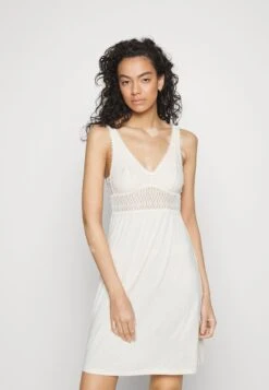 Triumph AURA SPOTLIGHT - Nachthemd - Fresh Powder