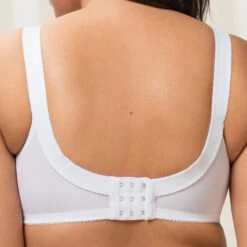 Triumph (1QC45) BH Ohne Bügel Doreen -Triumph Verkäufe 2025 prod 299401 details 2 1690888705