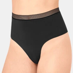 Triumph String-Panty Infinite Sensation