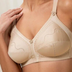 Triumph BH Ohne Bügel Doreen + Cotton 01