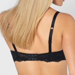 Triumph Bügel-BH Mit Halbschale Und Einlage Lace Spotlight 5 Triumph Bügel-BH Mit Halbschale Und Einlage Lace Spotlight -Triumph Verkäufe 2025 prod 414770 details 1 1578323071
