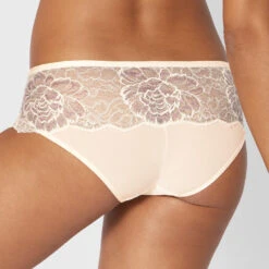 Triumph Bügel BH Peony Florale -Triumph Verkäufe 2025 prod 437437 details 1 1600173137 2