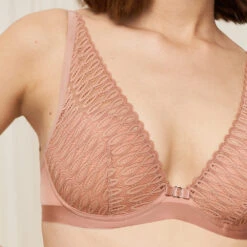 Triumph Brazilian Slip Aura Spotlight -Triumph Verkäufe 2025 prod 472401 details 5 1669117669 2