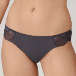 Triumph Brazilian Wild Peony Florale -Triumph Verkäufe 2025 prod 478320 details 2 1626175428 3