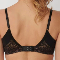 Triumph Brazilian Vivid Spotlight -Triumph Verkäufe 2025 prod 494331 details 2 1646914829