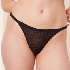 Triumph String Signature Sheer 14 Triumph String Signature Sheer -Triumph Verkäufe 2025 prod 556157 details 2 1696582814