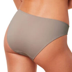 Triumph Tai Slip Pure Micro -Triumph Verkäufe 2025 prod 556503 details 2 1696859491 1