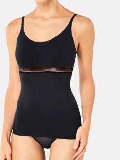 Triumph Shape-Hemdchen "Infinite Sensation" In Schwarz