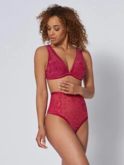 Triumph Taillenstring "Velvet Rose Spotlight High" In Rot 9 Triumph Taillenstring "Velvet Rose Spotlight High" In Rot -Triumph Verkäufe 2025 triumph taillenstring velvet rose spotlight high in rot 3